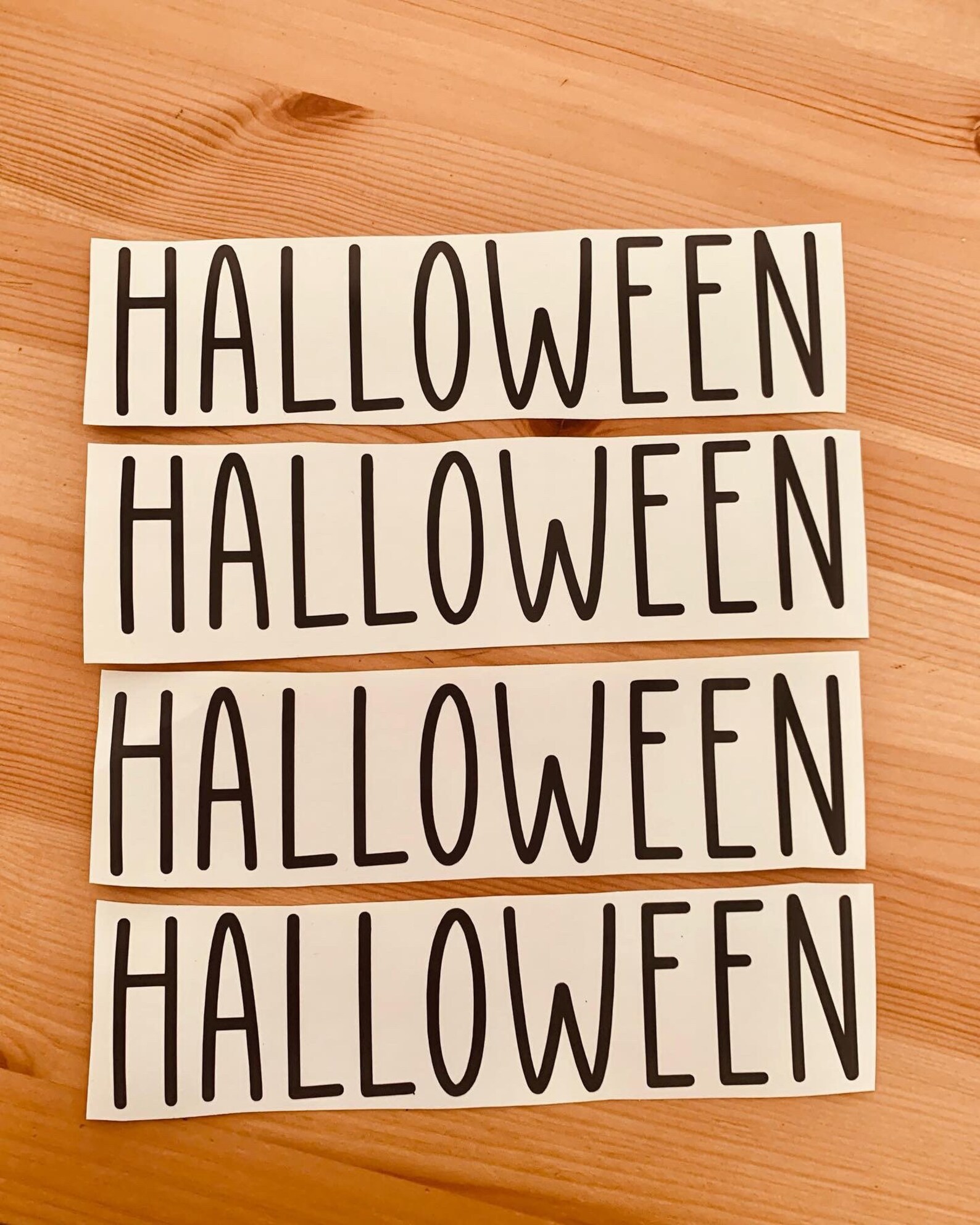 Self-adhesive labels for storage crates