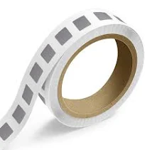 JAM Paper Matte Silver Foil 1 x 1 Inch Roll of Square Labels