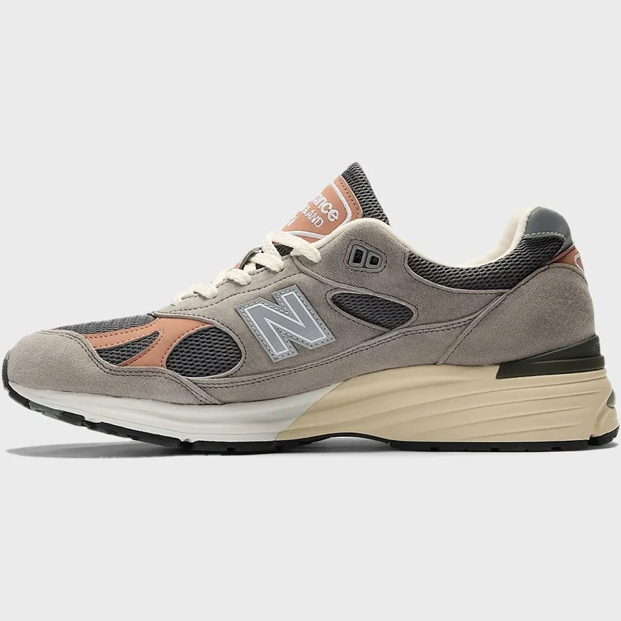 New Balance Made in UK 991v2 - Dove / Alloy / Silver