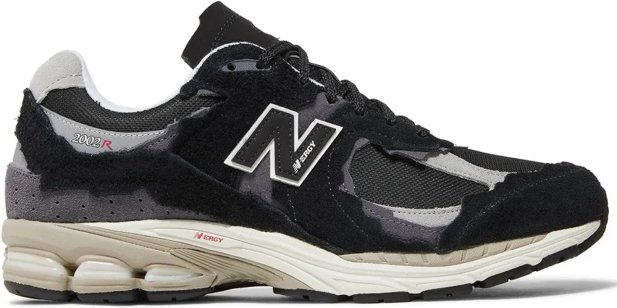 New Balance 2002R Protection Pack Black Grey
