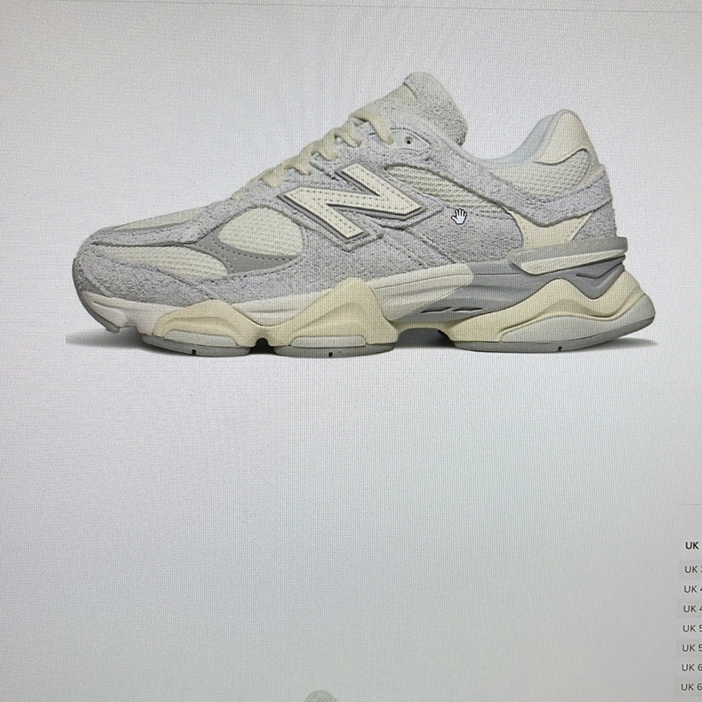 COPY - New Balance 9060 Quartz Grey worn once!