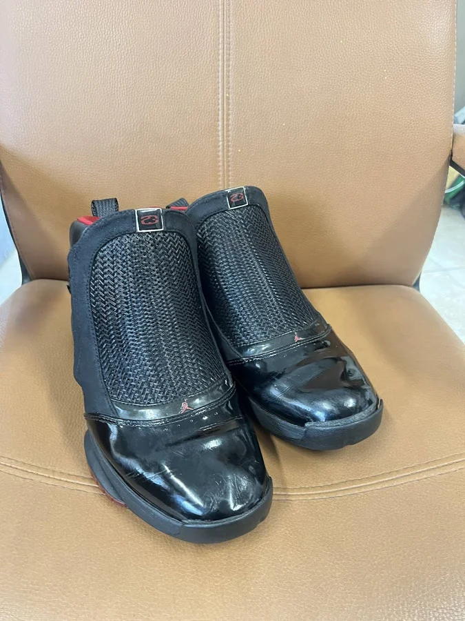 Air Jordan 19 Og Black/red 10 Us Size Og