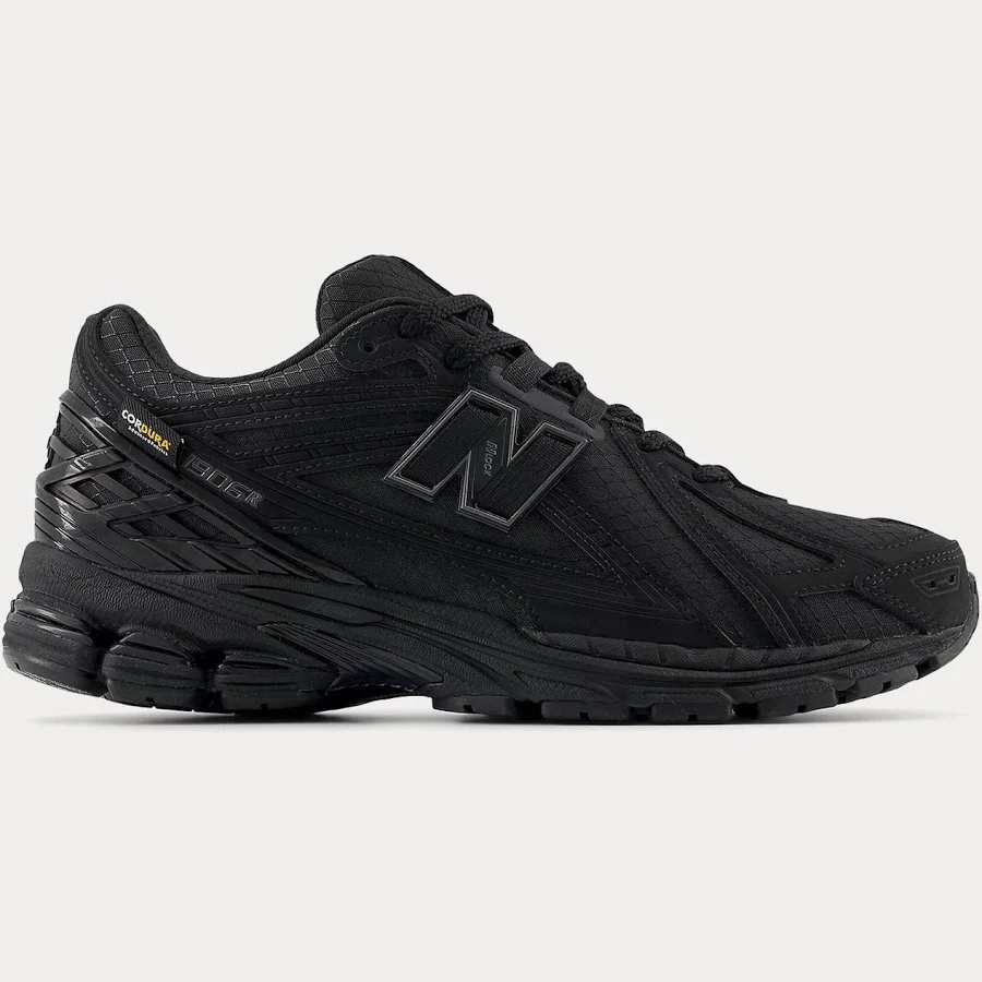 New Balance 1906R Black Unisex Shoes