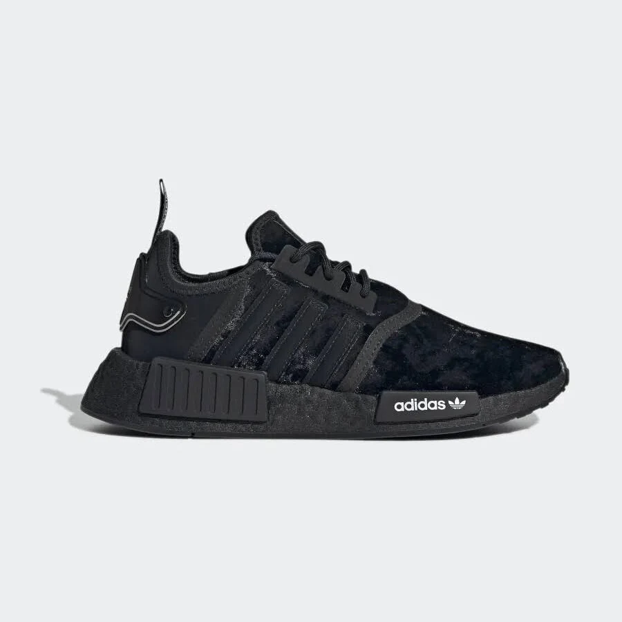 Adidas Originals Nmd R1 Women's Athletic Shoes Triple Black Gw5682
