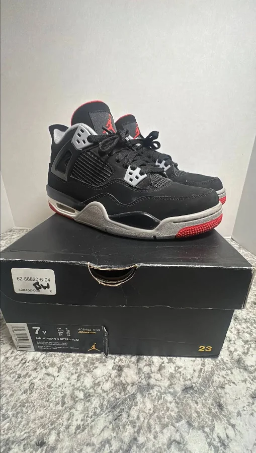 S6- Jordan 4 Retro OG 2019 Bred1