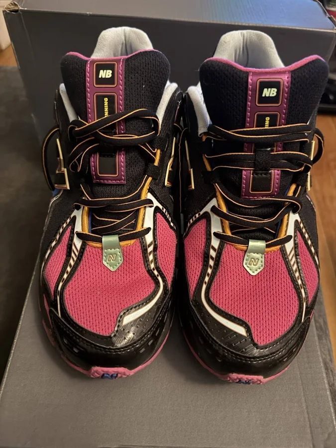 Size 12 - Balance 1906r Neon Nights Pack