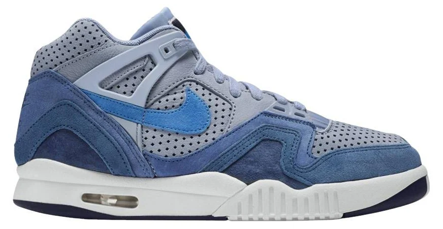 Nike Men's Air Tech Challenge 2 QS Sneakers