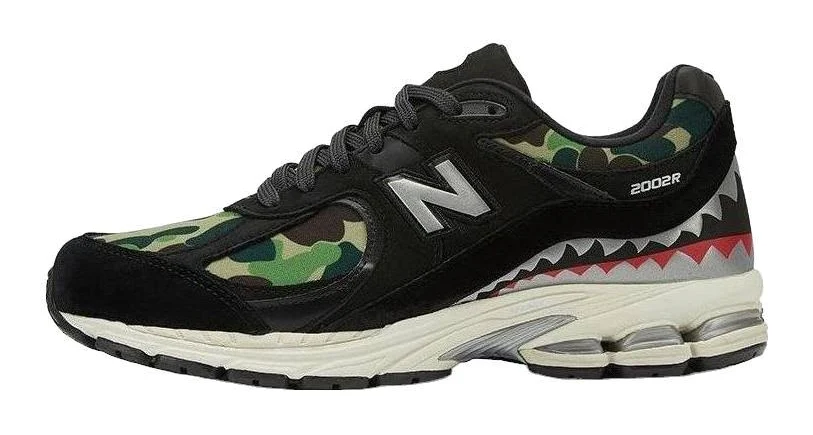New Balance X A Bathing Ape 2002r "apes Together Strong Camo - Black
