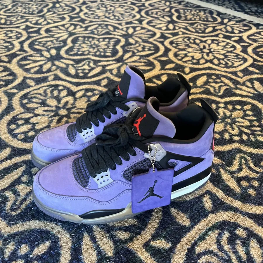 Size 9.5 - Jordan 4 Retro X Travis Scott Purple Friend's And Family