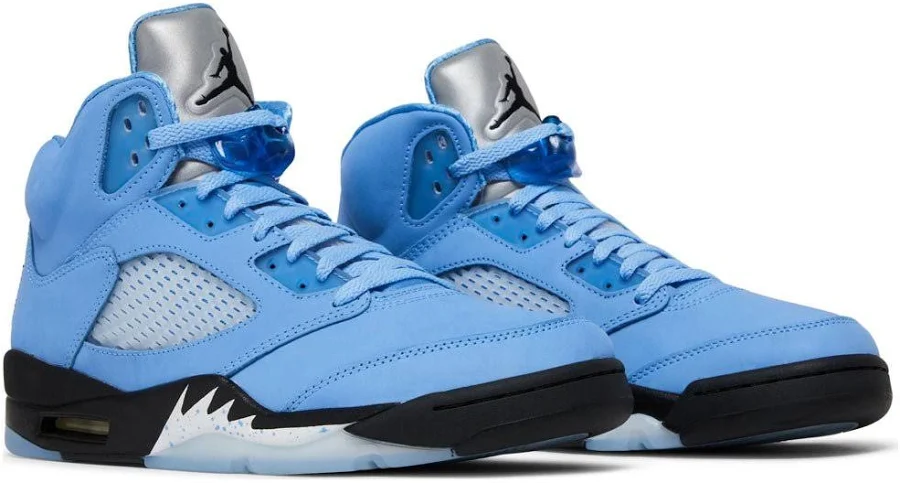 Jordan 5 Retro UNC University Blue 9.5M (11W)