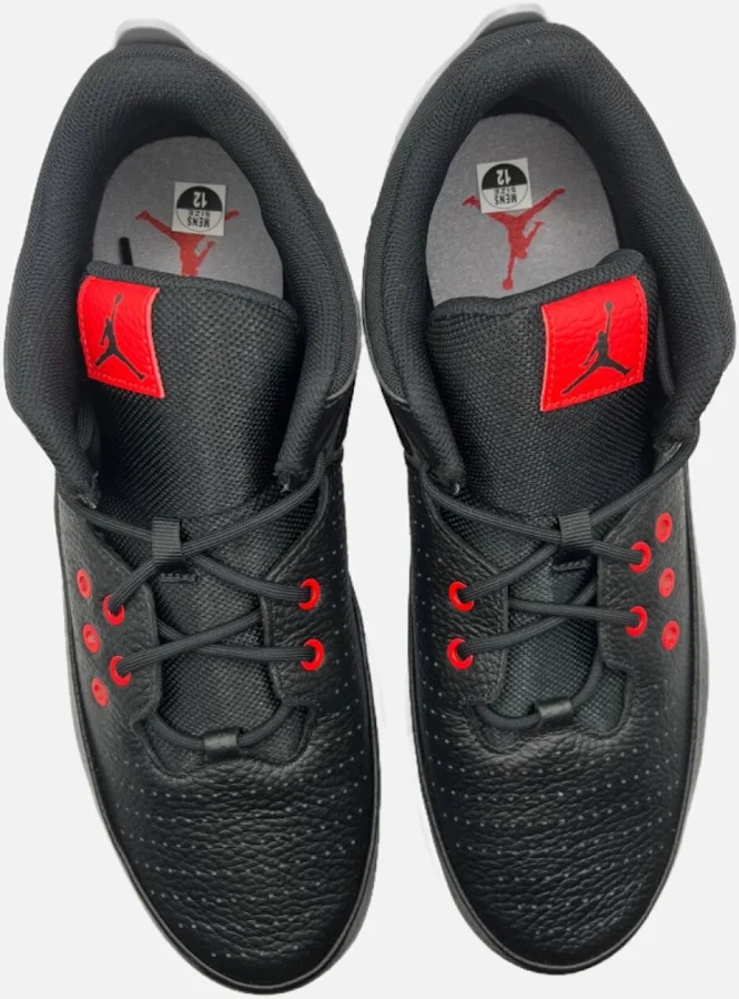 Size 11 - Jordan Max Aura 5 Black/university Red-white