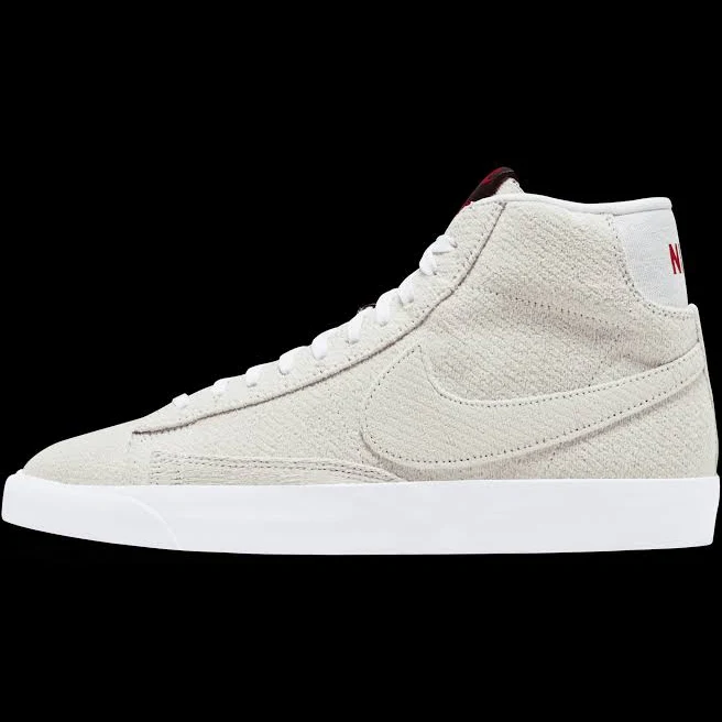 Nike Men's Stranger Things Blazer Mid Upside Down Sneakers