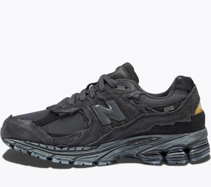 New Balance 2002R Protection Pack Black - RunningUpscale.com 42.5