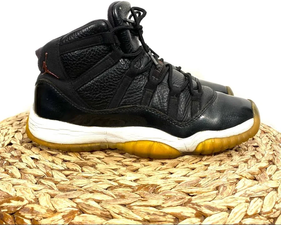 Jordan Shoes | Jordan 11 72-10 | Color: Black/Red | Size: 6.5 | Pm-80612332's Closet