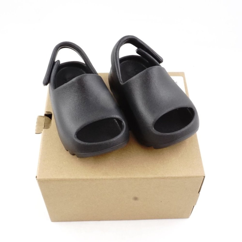 Adidas Original Yeezy Slide Onyx (Kids) in Black HQ4118 - FCM29