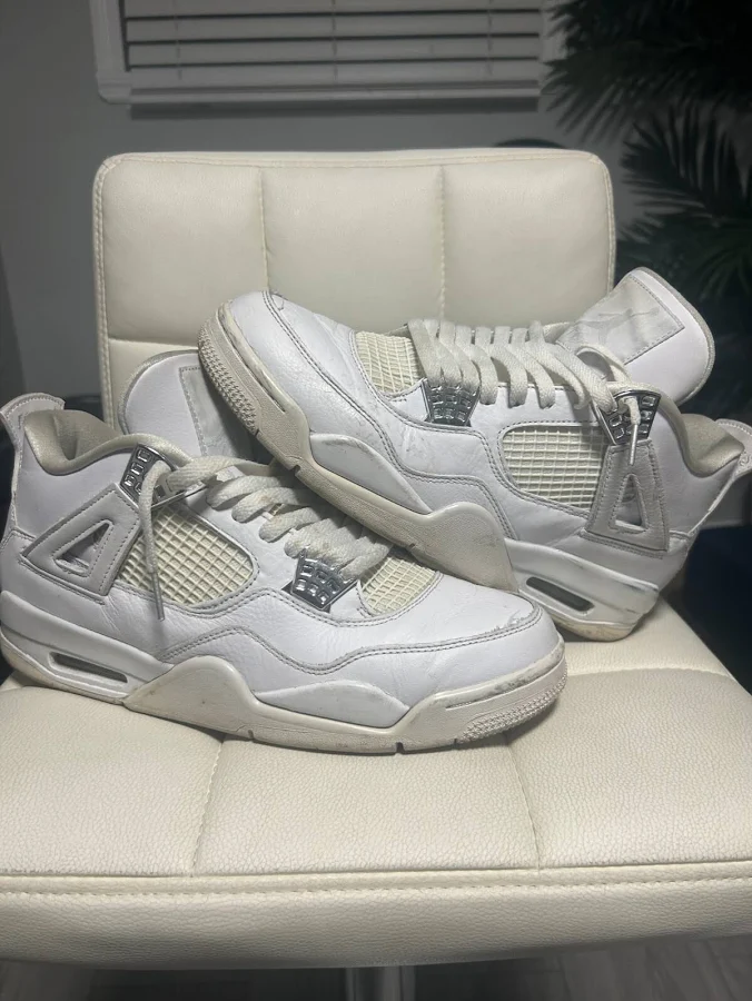 Jordan 4 Retro Mid Pure Money - Size 9.5