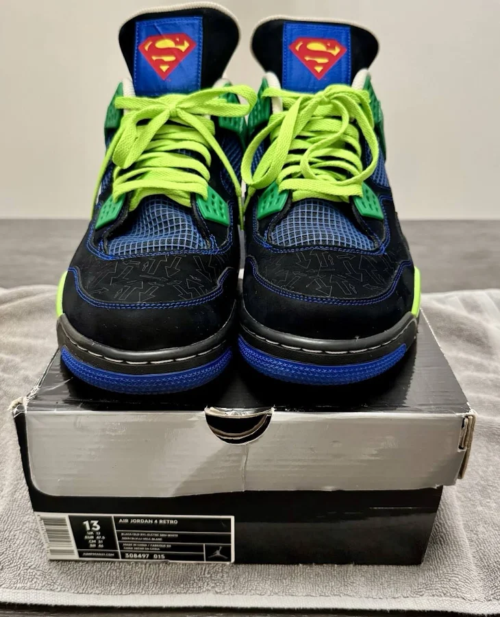 2011 Air Jordan 4 Doernbecher, Superman