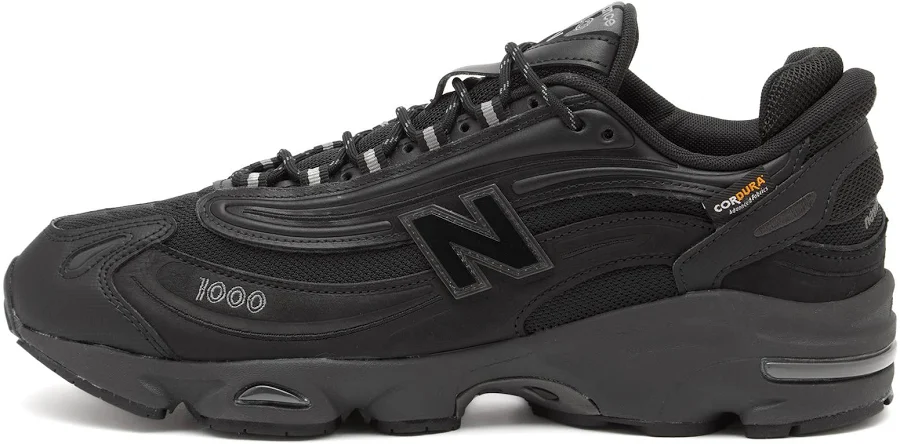 New Balance 1000 Sneaker in Black, Size UK 8 | END Clothing