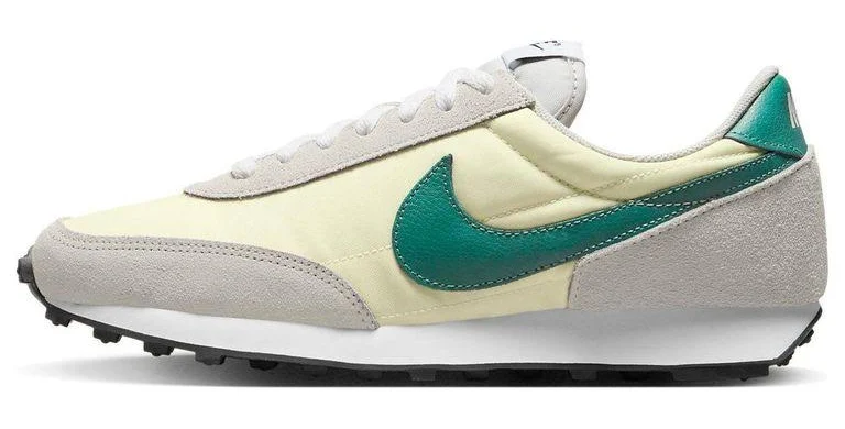 Nike Women's (Wmns) Daybreak 'Light Bone Bicoastal' - White - Low-top sneakers - 6.5