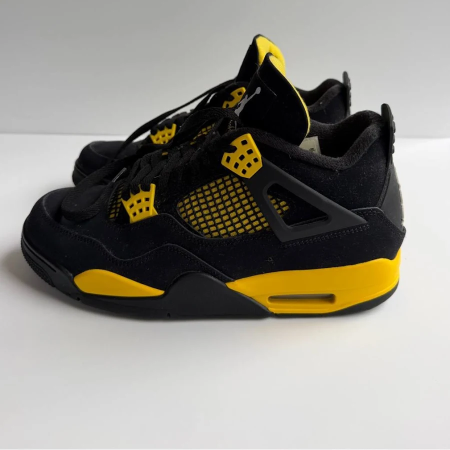 Nike Shoes | Black And Yellow Jordan 4 | Color: Black/Yellow | Size: 9.5 | Henrykurtzman's Closet