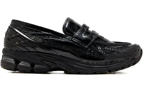 New Balance Women's 1906L - Black - Low-top sneakers - 5