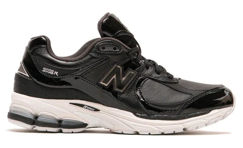 New Balance 2002R Leather Pack