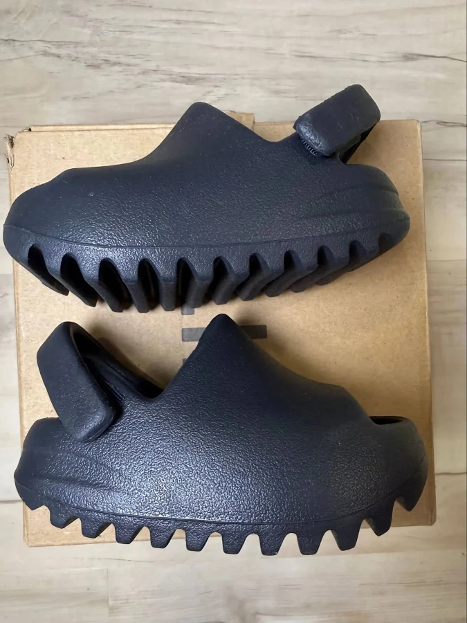 adidas Yeezy Slide "Onyx Infants"