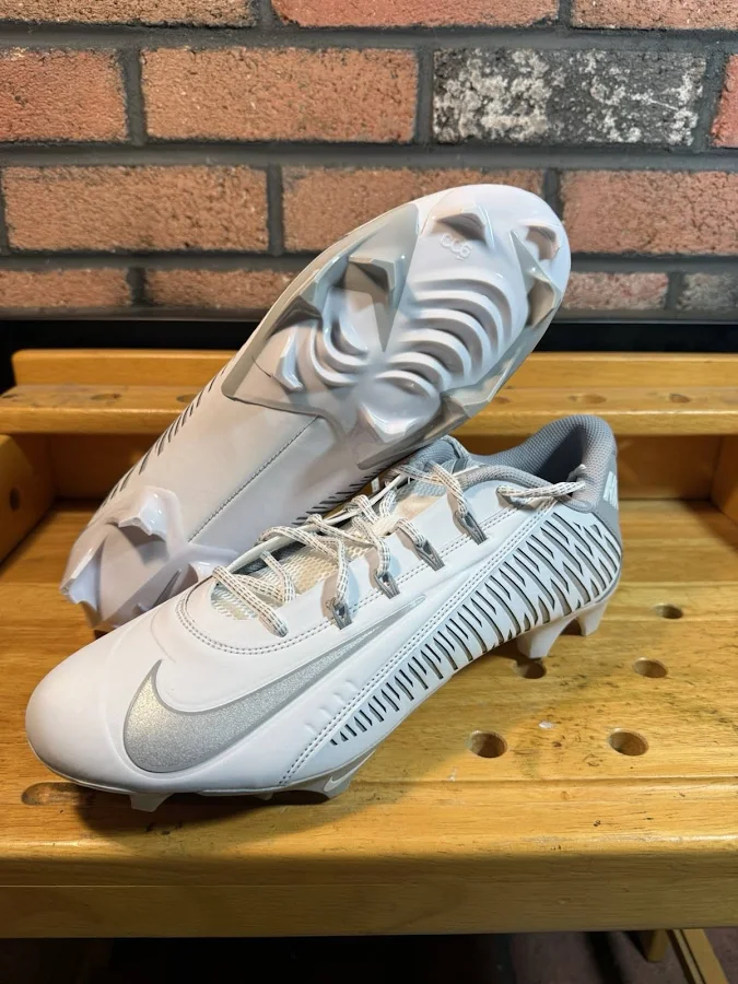 Men's Nike Vapor Edge 360 Vc Footall Cleats White Silver Do6294-100