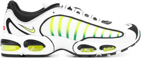 Nike Women's Air Max Tailwind 4 OG Low-top Sneakers