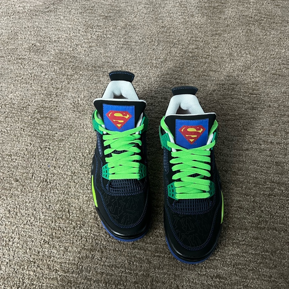 Jordan retro 4