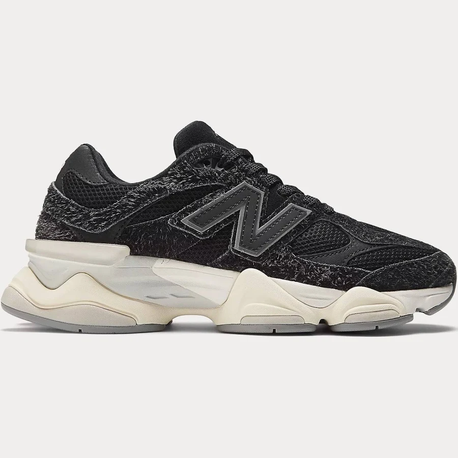 New Balance 9060 Black / Sea Salt / Brighton Grey Sneakers Grey / New Balance - US / US