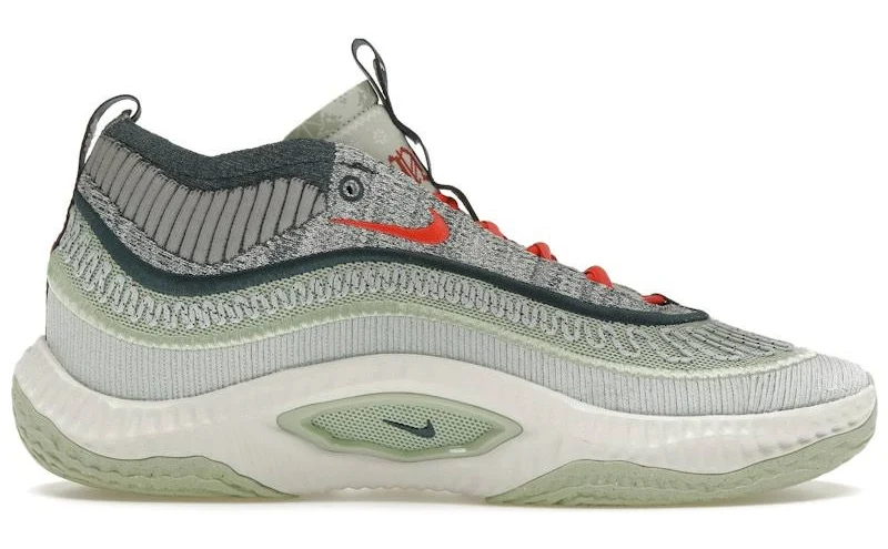 Nike Men's Cosmic Unity 3 Christmas Low-top Sneakers