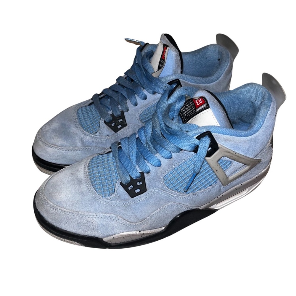 Jordan 4 Retro Mid University Blue