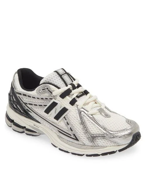 New Balance Gender Inclusive 1906R Running Shoe in Silver Metallic/Black at Nordstrom, Size 10.5 Women's