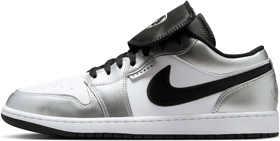 Air Jordan "1 Low SE" Mens - White / Black - White