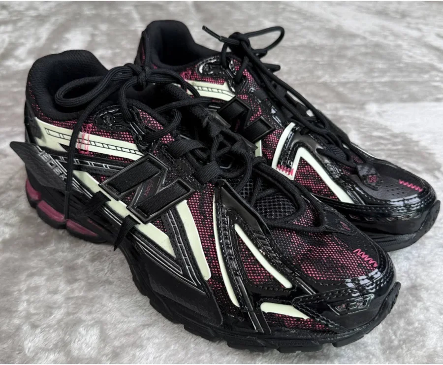 New Balance Shoes | New Balance 1906a Black Lace Pink Glow Rare Retro Sneaker Womens 10 U1906ad | Color: Black/Pink | Size: 10 | Ajtaylor325's Closet