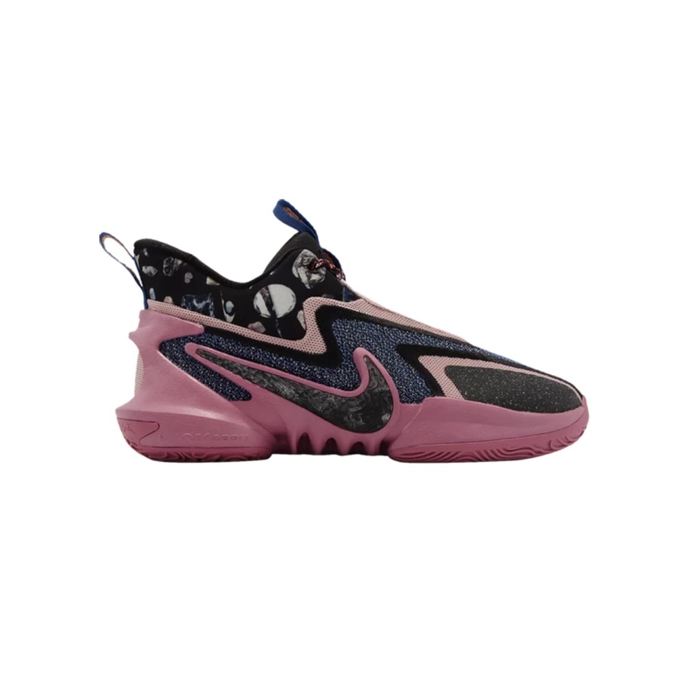 Nike: Cosmic Unity 2 “We Fly to Defy”