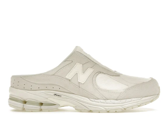 New Balance 2002R Mule en blanco sal