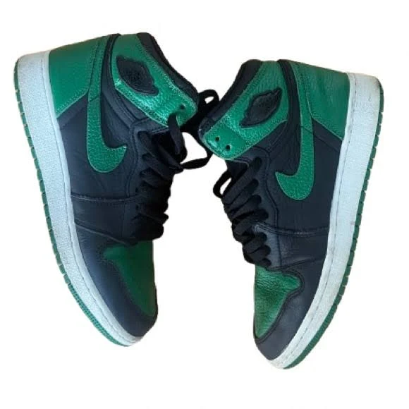 Jordan Shoes | Air Jordan 1 Retro High Og 'Pine Green 2.0 | Color: Black/Green | Size: 7 | Laexsu's Closet