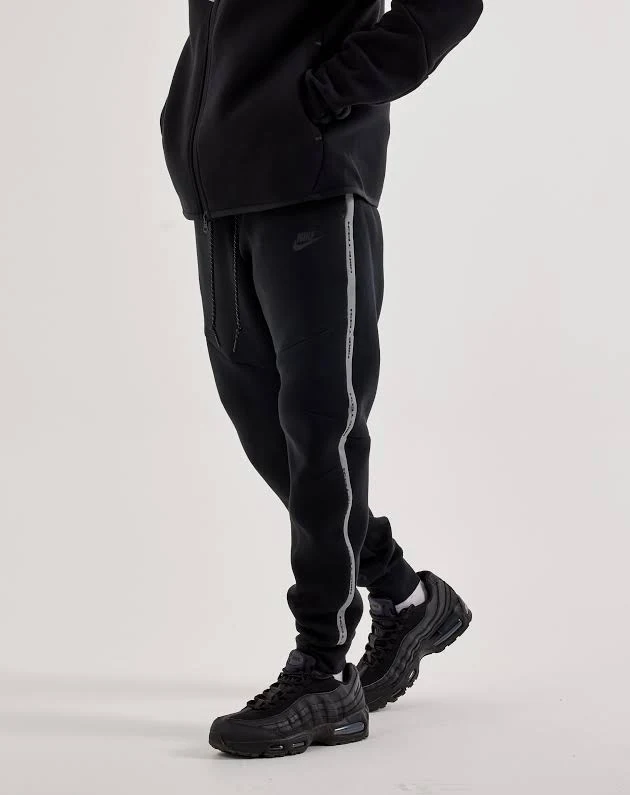 Nike Men's Tech Fleece Joggers with Reflective Accents