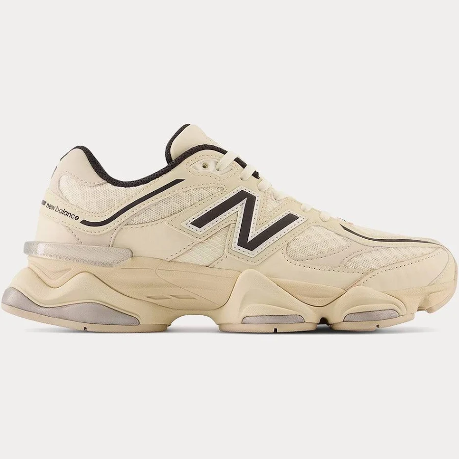 New Balance 9060 Turtledove / Black / Silver Metallic Sneakers Beige / New Balance - US / US