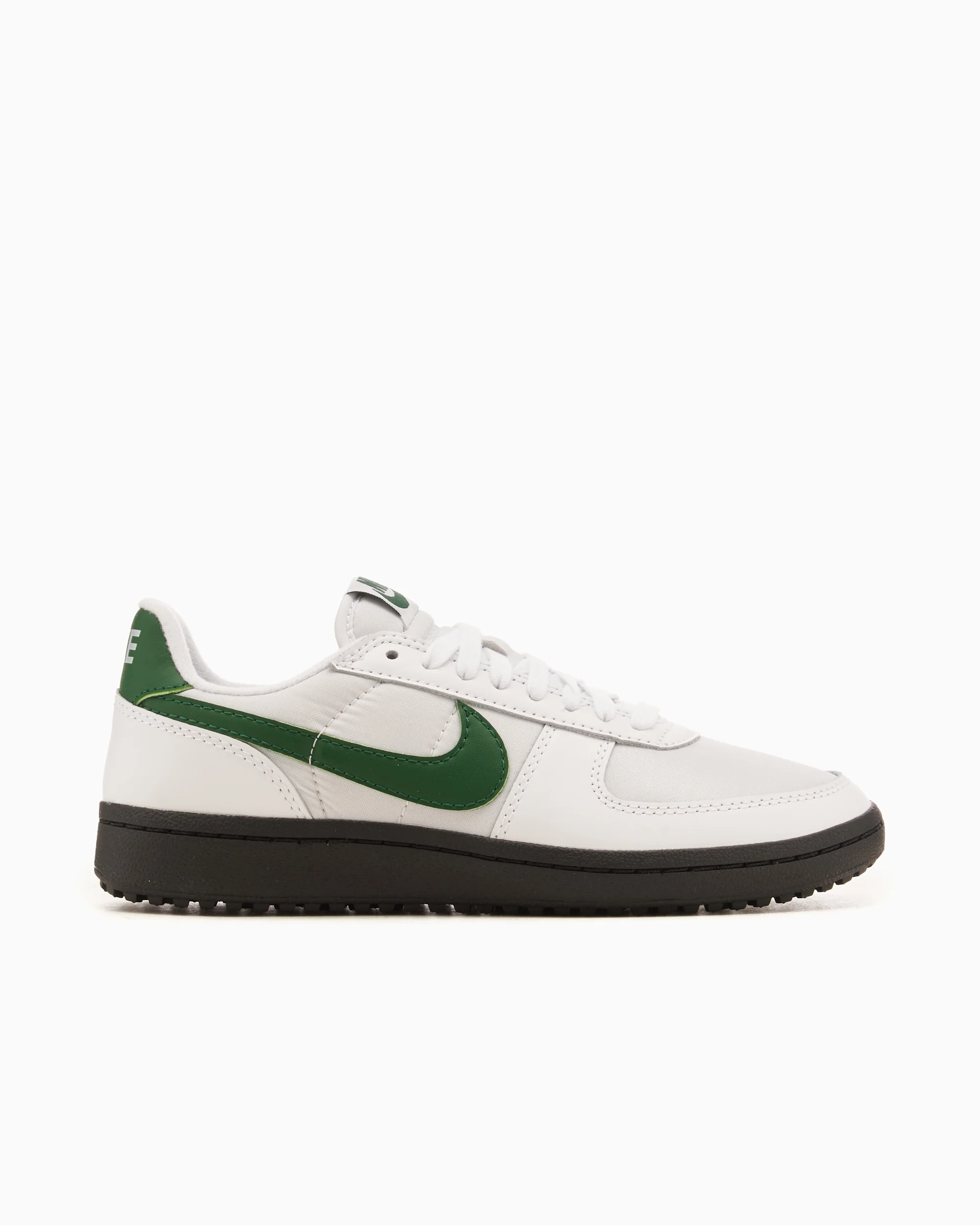 Nike Field General 82