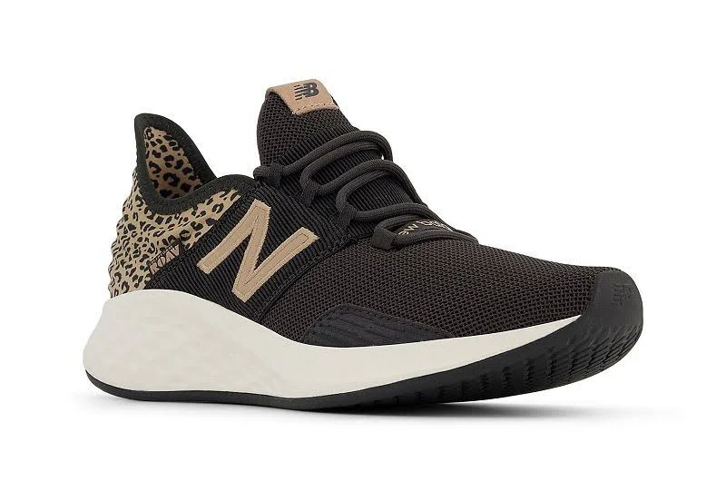 New Balance Women's Fresh Foam Roav Running Shoe