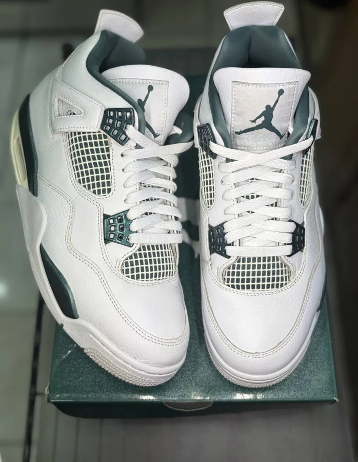 Size 9 - Air Jordan 4 Retro Oxidized Green