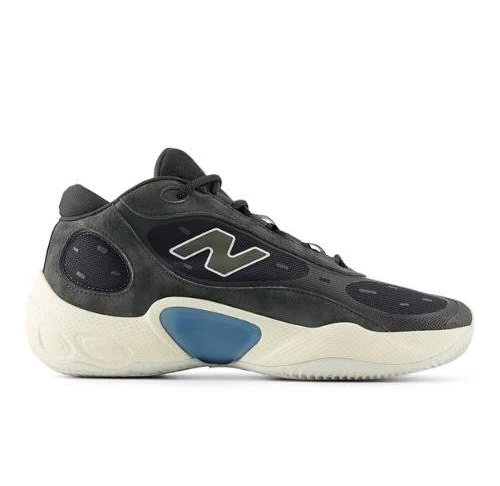 New Balance Fresh Foam BB V3 Basketball Shoes