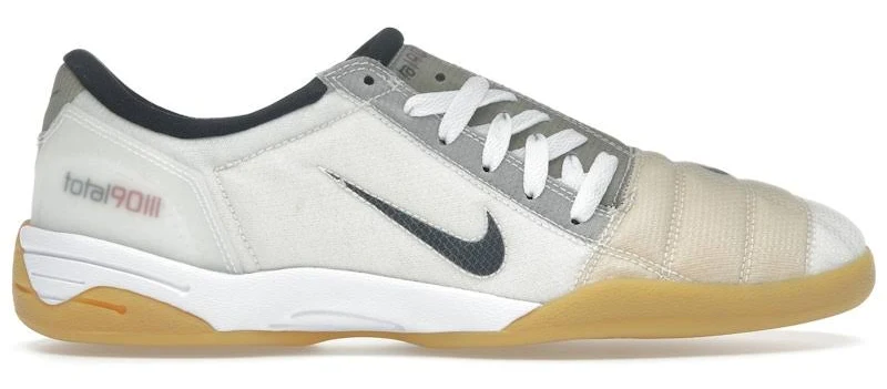 Nike Total 90