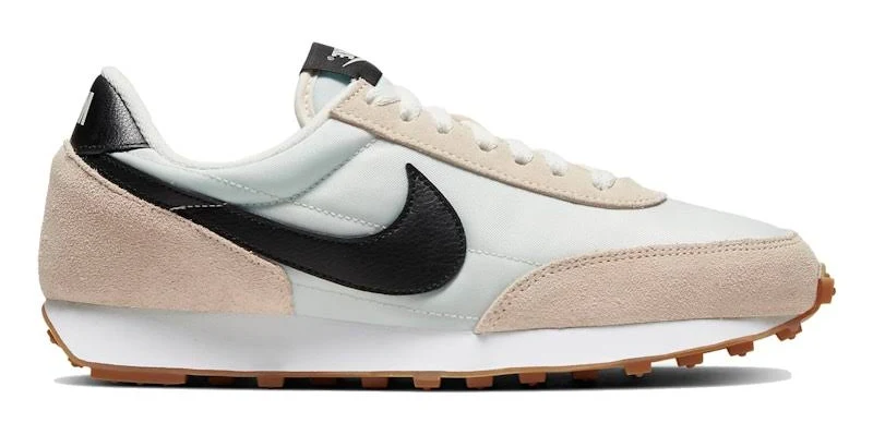 Nike Daybreak Pale Ivory Spruce Aura (Women's)