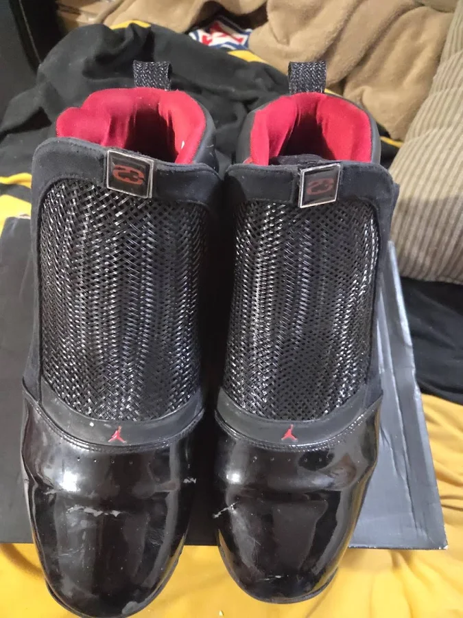 Jordan 19 Xix Retro Countdown Pack Mens Size 14blk/red Used