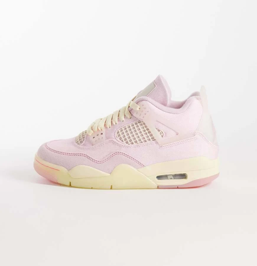 Nike Air Jordan 4 Retro sneakers in light pink