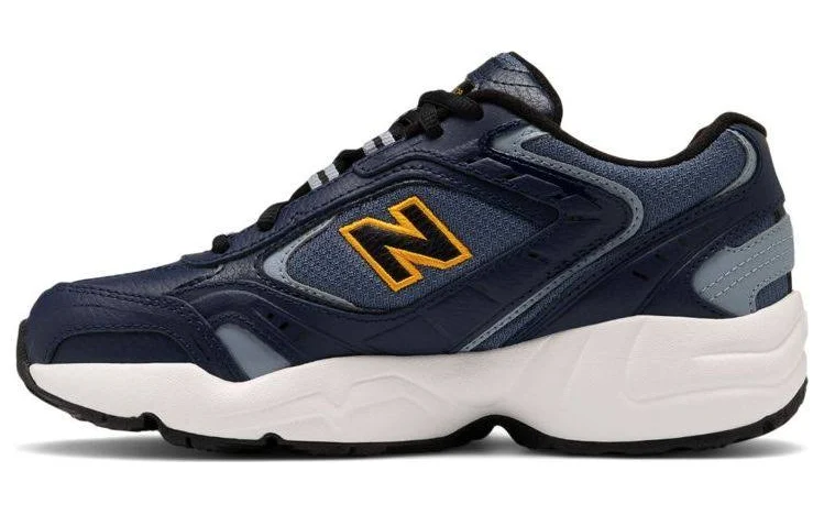 New Balance Women's 452 Trainers
